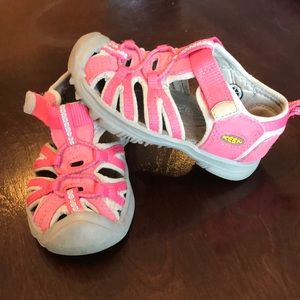 Toddler keen sandals